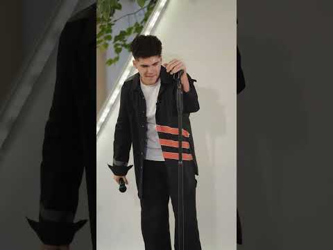 Mihai Vlad, al treilea concurent, a interpretat Can I be him.