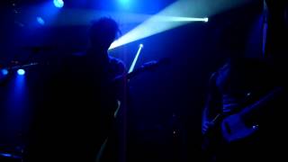 Suuns - Armed for Peace / Mirror Mirror- Le Guess Who Tivoli (1/3)