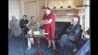 Éirigh &#39;s cuir ort do chuid éadaigh, song / Teresa Mhic Claifeartaigh, singing in Irish