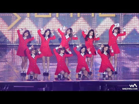 170929 TWICE (트와이스) 'SIGNAL' 4K 직캠 @창원 케이팝 월드 페스티벌 4K Fancam by -wA-
