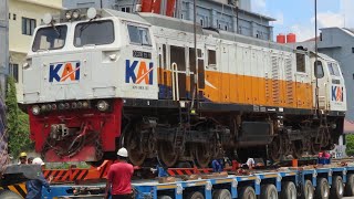 Download lagu TUGAS BERAT DI SUMATERA ‼️ LOKOMOTIF CC 2061511 & CC 2061502 AKHIRNYA PULANG KAMPUNG KE PULAU JAWA mp3