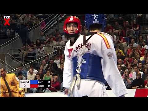 Taekwondo Worlds 2005 Male Feather - Artiz Itsisoa (Spain) v Myeong Seob Song (Korea)