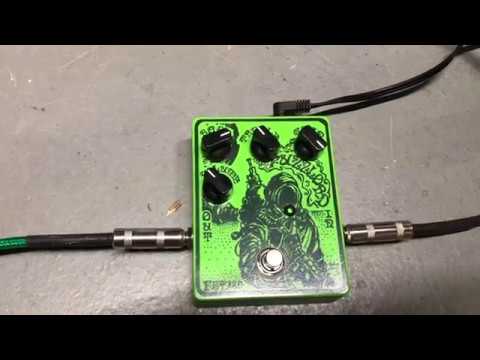 Fuzzlord Effects FET120 Bass Demo