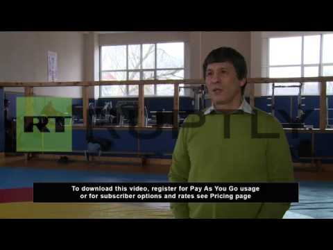 Bulgaria: Olympic wrestling champion returns gold medal in protest