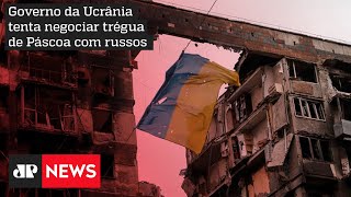 Ucranianos tentam fugir de Mariupol após tomada pela Rússia