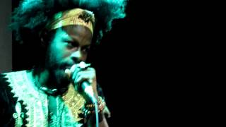 Jesse Boykins III - Amorous {Live @ Jazz Cafe, London}