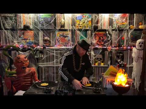 Wicked Wednesday: The Halloween edition! Episode #33 - (Oct 28th, 2020).