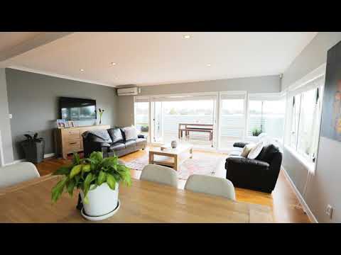 SOLD - 214 Kepa Road, Mission Bay - Tracey Cameron and Mark Edmonds