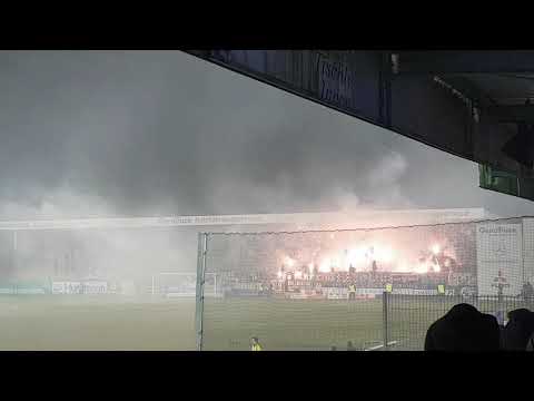Sportfreunde Lotte gegen Karlsruher SC Pyrotechnik (02.03.18)