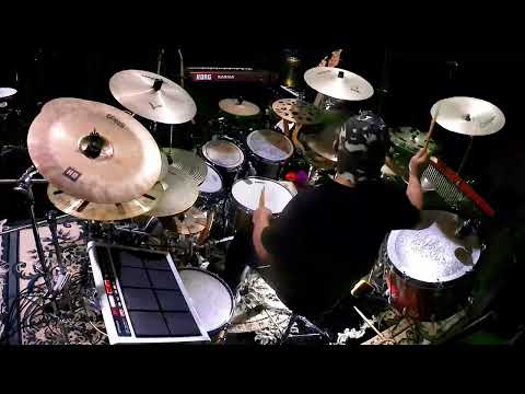 HILANGNYA SEORANG GADIS (ERWIN GUTAWA ROCKESTRA ft RYO DOMARA) drum cover by ari. DENGAN LIRIK
