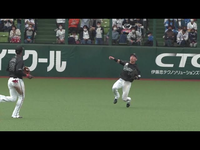 【4回裏】外野手の技!! マリーンズ・高部瑛斗のスライディングキャッチ!! 2022年5月3日 埼玉西武ライオンズ 対 千葉ロッテマリーンズ