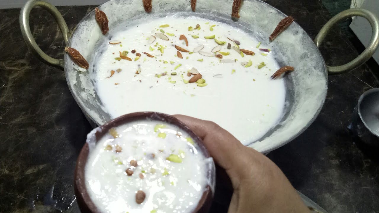 Healthy Kadhai Wala Doodh,Chandni Chowk Special घरपे बनाओ कढ़ाई का दूध मुंह से स्वाद न जाये