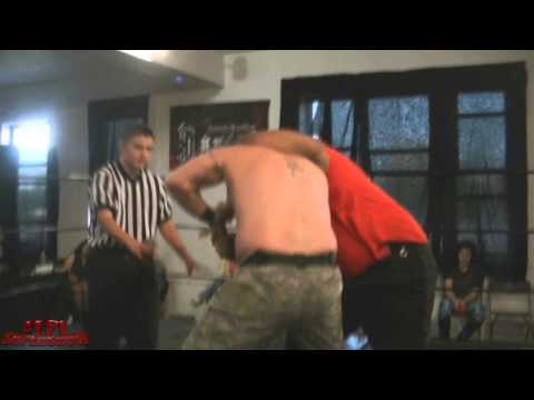 RWA Hype 5/31/14 - The Gears of War vs  The Int Men of Honor