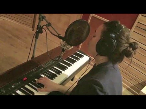 Sonja Agata Biscan- Trebam Te (Uskrs fest 2016)