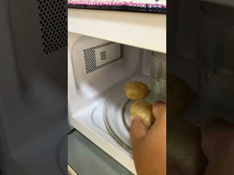 Boil Potatoes in microwave. #recipe #food #foodhacks #lifehacks