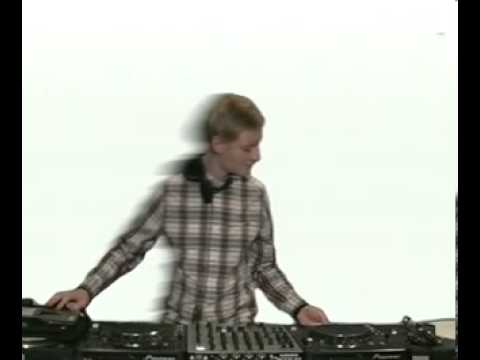 K_Sh Showcase: Nuage - RTS.FM.200312