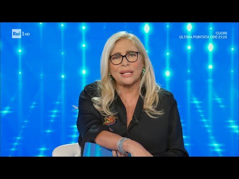 Mara Venier, la clip degli infortuni in diretta - Domenica In 28/11/2021