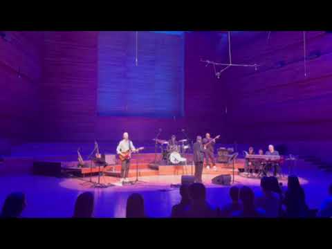 Tavitjan Brothers & Nina Badric at Macedonian Philharmonic Hall - Ne kazuvaj libe dobra nokj