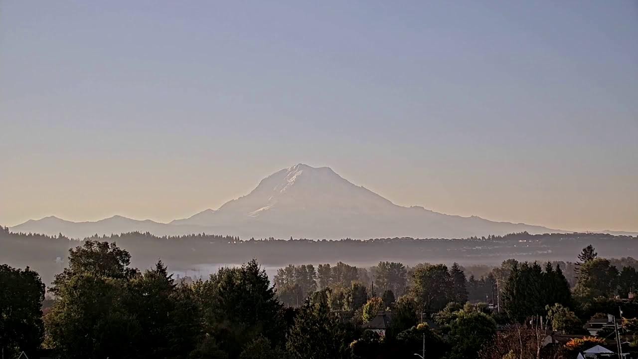 Beautiful sunrise at Mount Rainier