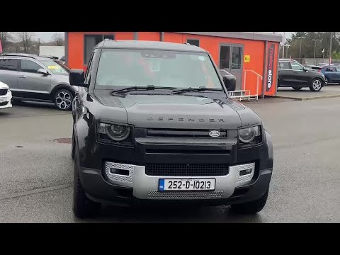 Land Rover Defender 110 2.0 Si4 PHEV 300 PS S Camp - Image 2