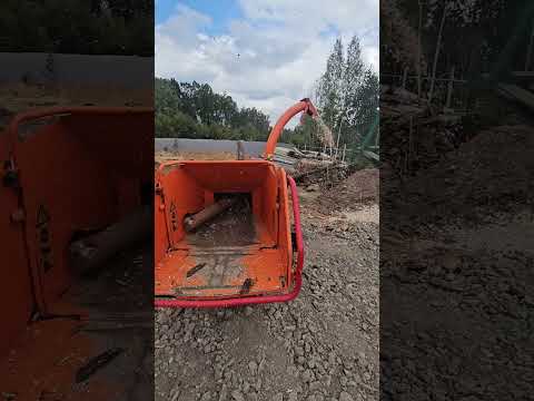 фото дробление веток, аренда дробилки 0