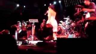 Lily Allen - Cheryl Tweedy @ Coachella 2007