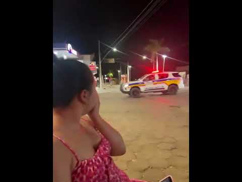 🚨 PERSEGUIÇÃO POLICIAL MOBILIZA EQUIPES DA PM NA AVENIDA MONTES CLAROS, EM SÃO FRANCISCO 🚔
