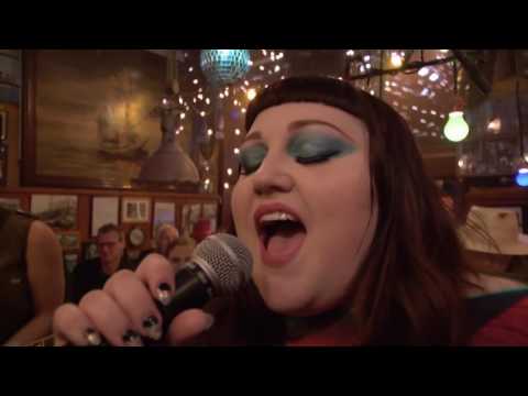 Beth Ditto - "Fire" - Inas Nacht, ARD, 24.6. 2017