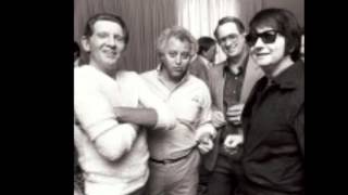 ➜Roy Orbison - "Circle"