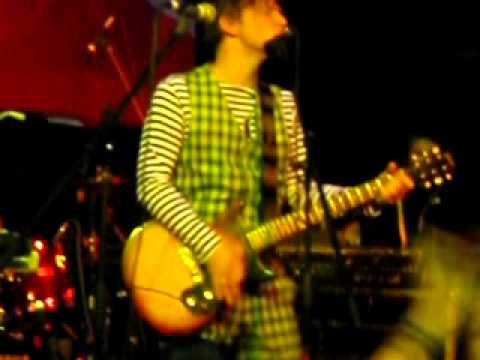 Мумий Тролль - Прости, Киска (Воронеж 27.10.10).AVI