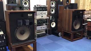 Video thumbnail for Rare JBL 4333 studio monitor by Centro Audiophile