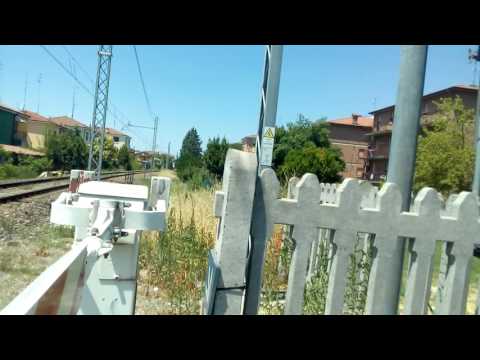 Passaggio a livello di via Gianbattista Boldrini. Ferrara / Italian level crossing