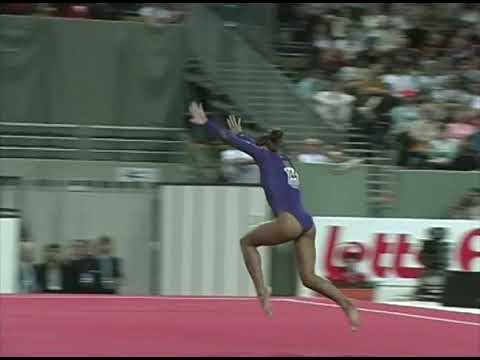 [HDp50] Tasha Schwikert (USA) Floor Team Final 2001 World Championships
