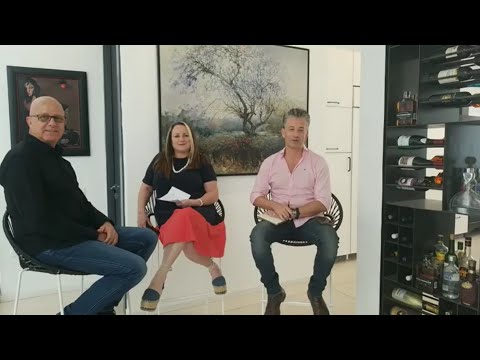 מאיר גלוזברג וליאורה מייגנרס בשיחה עם בצלאל וילדר, מייסד ובעלים לשעבר של אלדר שיווק