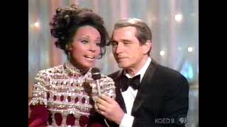 Diahann Carroll and Perry Como sing Silver Bells on The Hollywood Palace (1970)