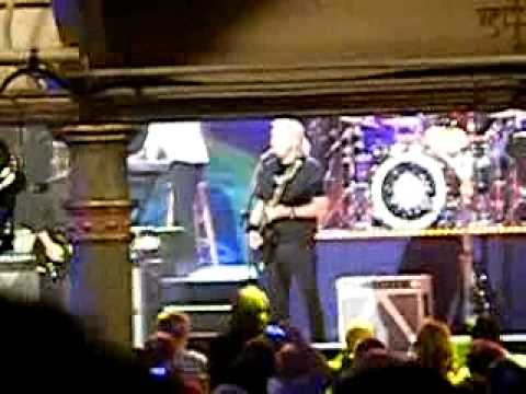 Joe Walsh & Ringo's All-Starr Band - Rocky Mountain Way