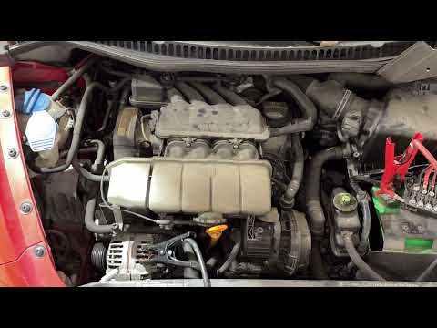 FOR SALE - 24B0121 - 2004 VOLKSWAGEN BEETTLE - 2.0L ENGINE