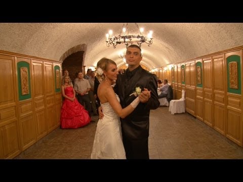 Nóra és Zsolt Esküvője, első tánc