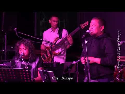 PRINCIO & KEN : IZY INDRINDRA IZY