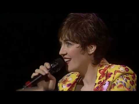 Mon père m'envoie au marché - Carmen Campagne