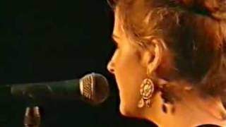 Maria Mckee - Absolutely Barking Stars (Live)
