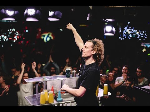 Tom Dyer's Greatest Routine Ever - Front View