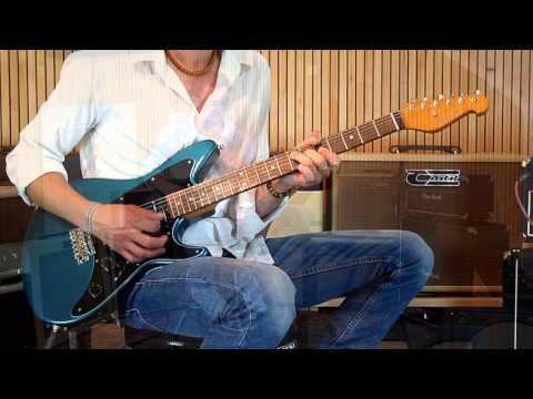Grosh ElectraJet Custom Blue Metallic - Gitarrenoase