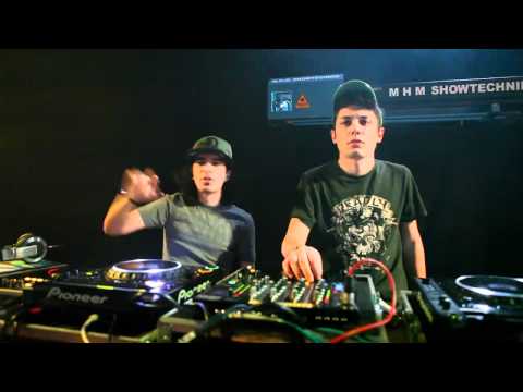 2 MINUTES ,,Xperiment" - MAD DOG / DJ AMNESYS