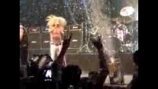 Twisted Sister - White Christmas &amp; I Wanna Rock. Live in Sandviken 2013