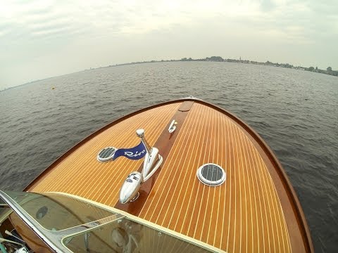 Total Restoration Riva Aquarama Lamborghini  278  (HD)