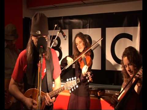 BBC Oxford Introducing... Telling The Bees - Otmoor Forever