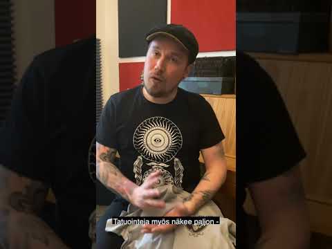 Uniklubin Jussi kertoo tarinoita bändin nimen ja logon taustalta