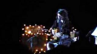 PJ Harvey - The piano live @ Paris Grand Rex