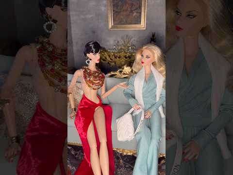 Death Becomes Her Part 1 #merylstreep #dolls #movie